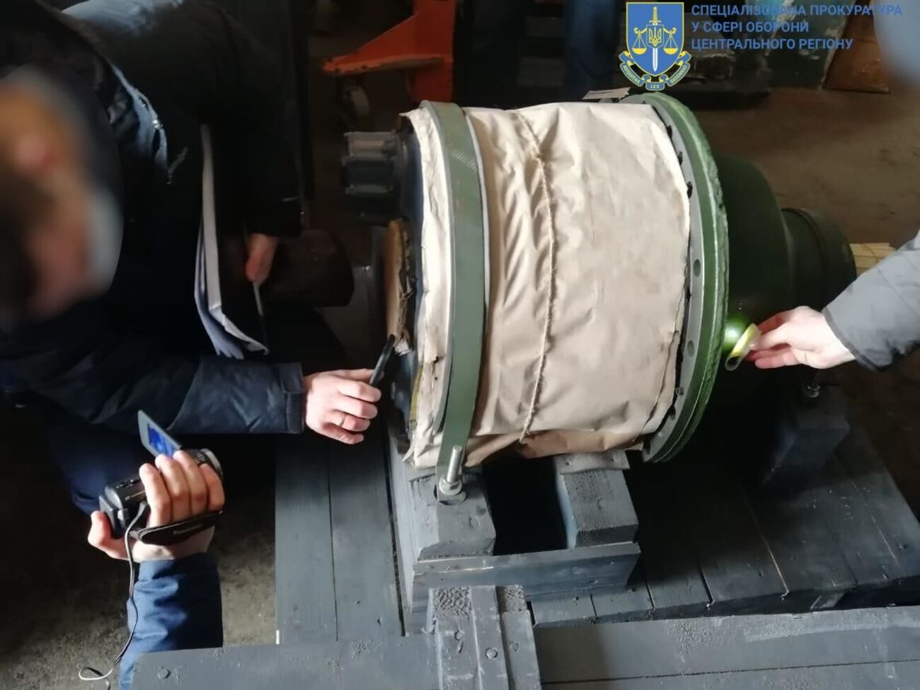 Підозрюваний, за даними слідства, намагався продати частину танка