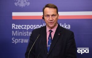 Сикорский: Нам нужно найти креативные решения, чтобы выровнять условия для конкуренции между дальнобойщиками из Украины и Польши