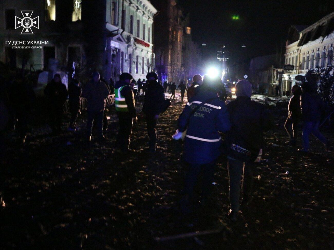 В Харькове оккупанты ударили по научному учреждению и жилым домам