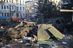 Окупанти ввечері 23 січня вдарили ракетами по центру Харкова, зруйновано будівлю, дев'ятеро постраждалих