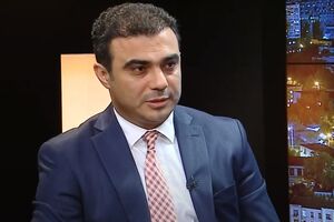 "Президентские выборы" в РФ – это выступление клоунов, чьи шутки давно всем известны. А сбор подписей в поддержку Надеждина – цирковой номер, согласованный с Кремлем