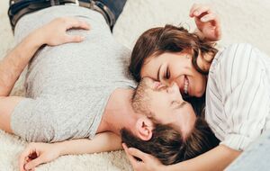 За словами Гурженка, під час статевих актів гормони стресу зменшуються – і стає легше