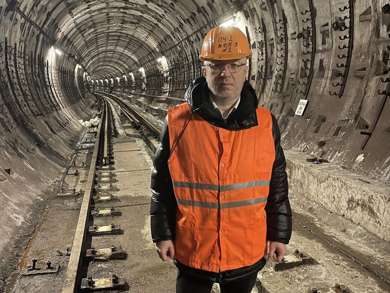 Потенциальные проблемы были заложены еще при проектировании станции метро "Демеевская" и тоннелей. Восстановление эксплуатации – ориентировочно начало июня