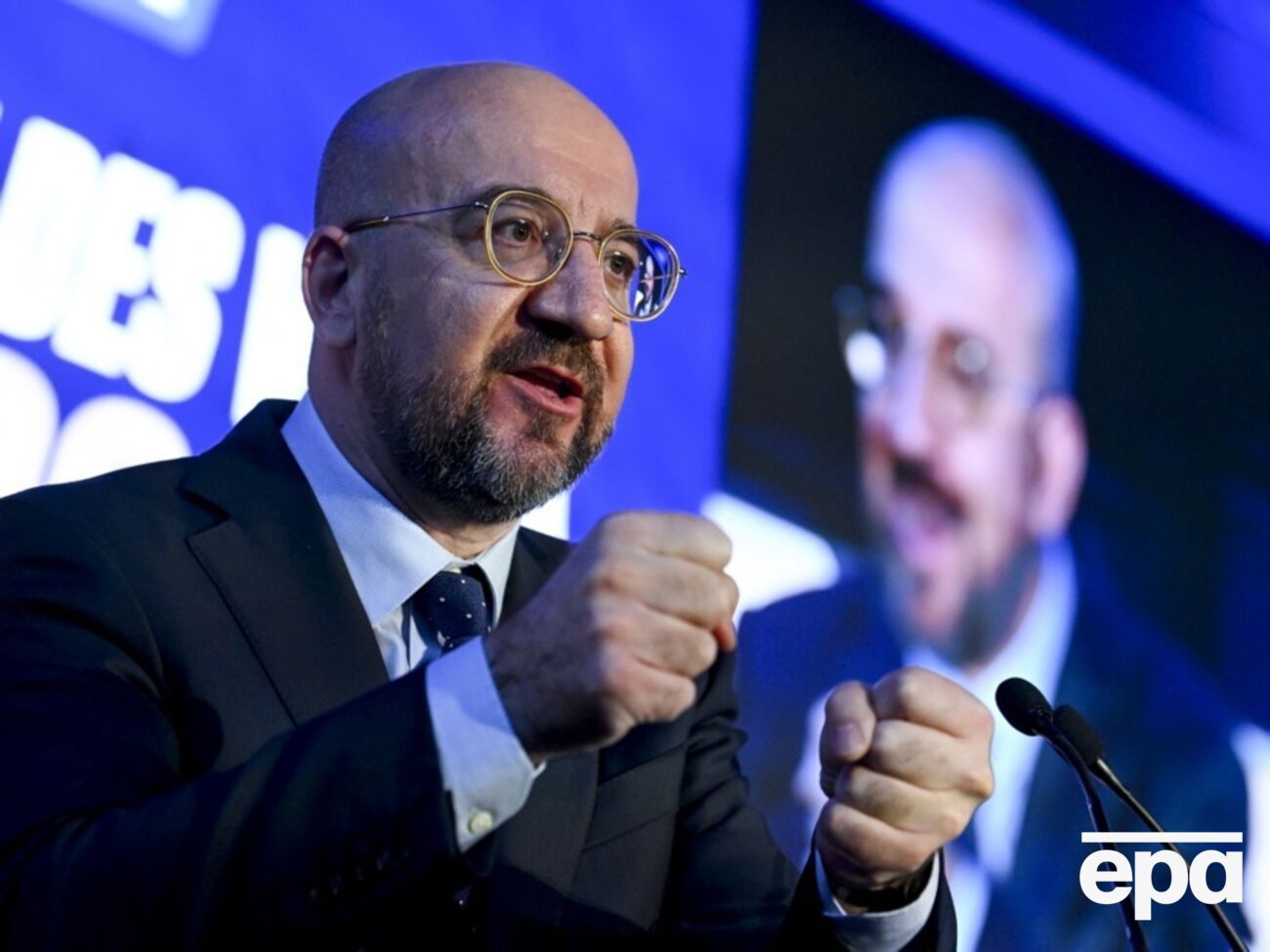 Мишель отметил, что не хочет, чтобы "споры наносили ущерб институту", который он возглавляет
