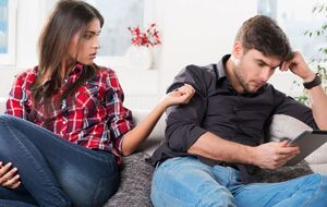 В ходе конфликта важно внимательно слушать позицию оппонента