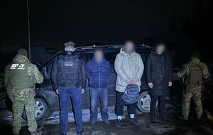 Водієві таксі загрожує кримінальна, а пасажирам – адміністративна відповідальність, зазначили у ДПСУ