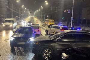 У водійки, яка скоїла три ДТП, були явні ознаки сп'яніння і пройти огляд вона категорично відмовилася, зазначили в поліції