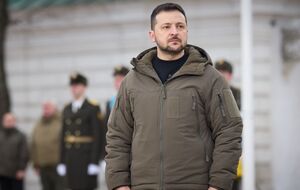 Доходы семьи Зеленского уменьшились в 2022 году, отметили в ОП