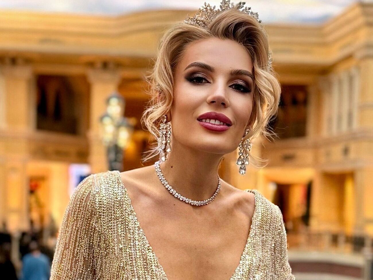 Елизарова: Красота – она ​​в деталях и в их гармонии. Поэтому я продумывала каждую деталь и все в целом одновременно