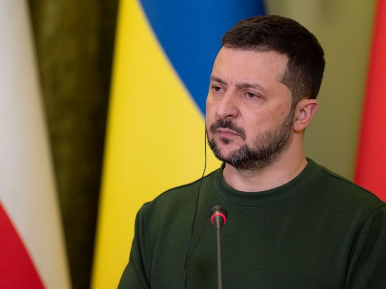 Зеленский: Есть люди, которые 700 дней на поле боя
