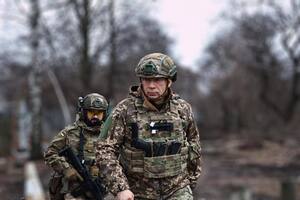 Сырский: Наши воины, несмотря на сложные условия, мужественно держат оборону и не дают врагу продвинуться вперед