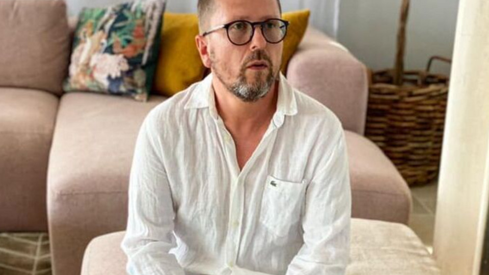 Наслідком конфлікту Шарія з пітерським криптобізнесменом стала серія підпалів у Санкт-Перетбурзі, з'ясувала "Фонтанка"