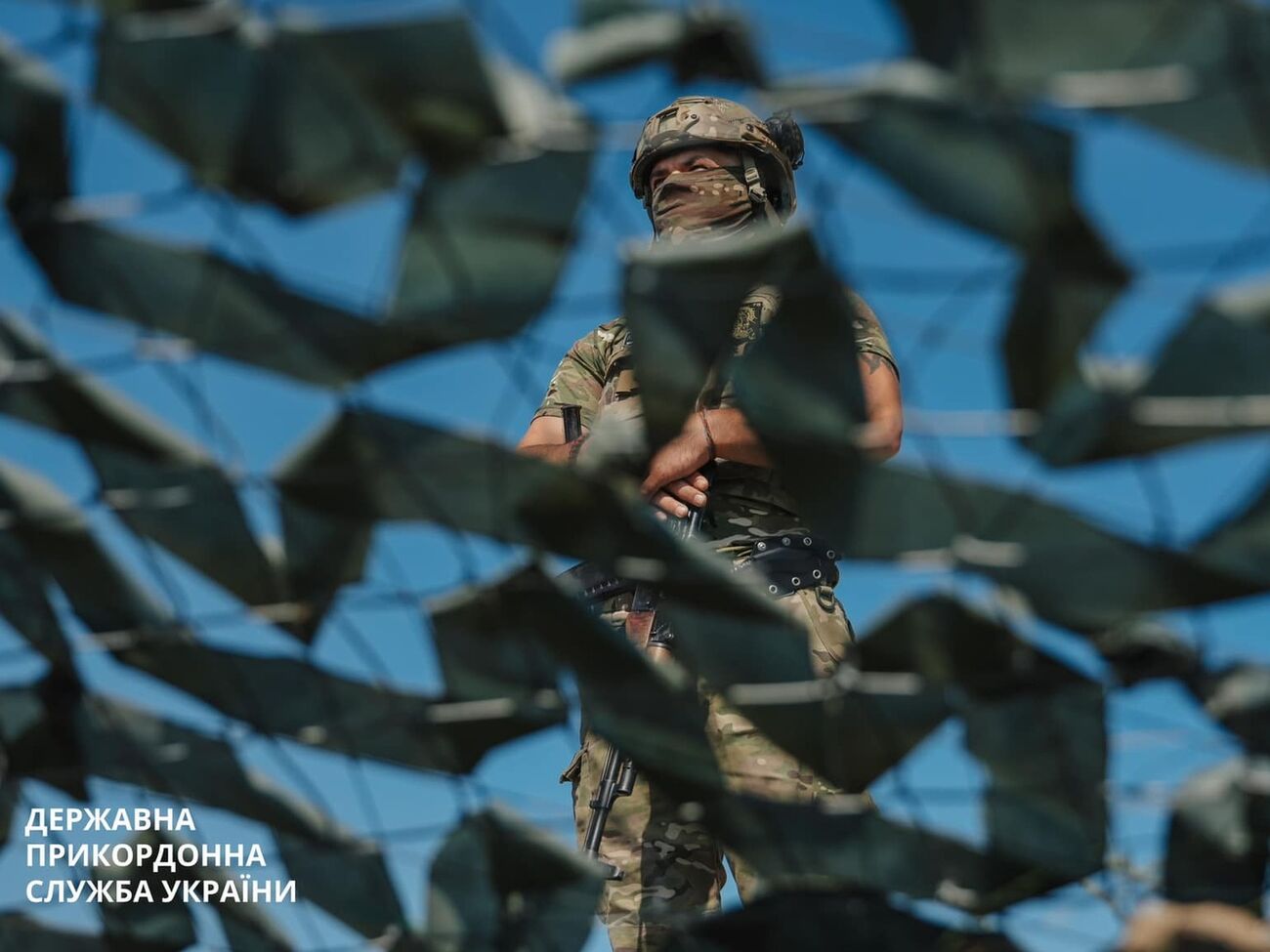 В Украину вернулось 99% от числа граждан, выезжавших за границу за неполный 2023 год – Оpendatabot
