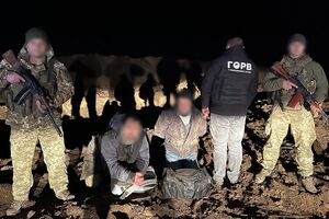 Утікачі, прямуючи за кордон, смуги перешкод не подолали, зазначили у ДПСУ