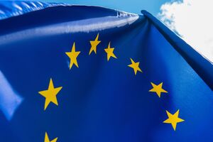 Ежегодный пересмотр помощи от ЕС Украине открывает дополнительные возможности для применения Венгрией права вето