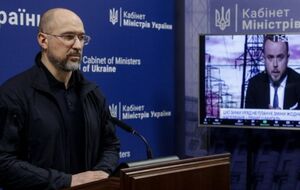 Шмыгаль заверил, что до конца отопительного сезона коммунальные тарифы останутся неизменными
