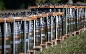 В марте 2023-го ЕС и страны-члены обязались поставить Украине 1 млн артснарядов в течение года