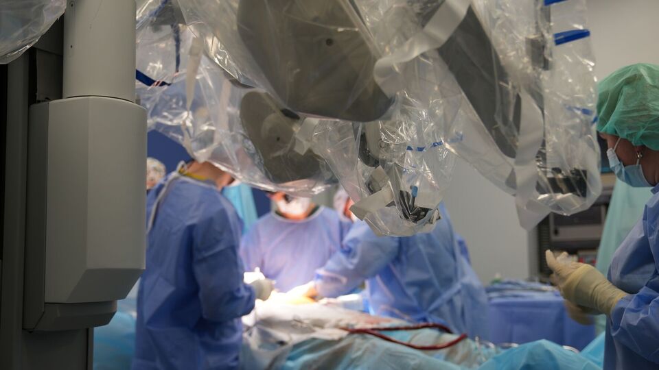 Врачи дали начало новому этапу в развитии украинской кардиохирургии – роботизированному, говорят в больнице