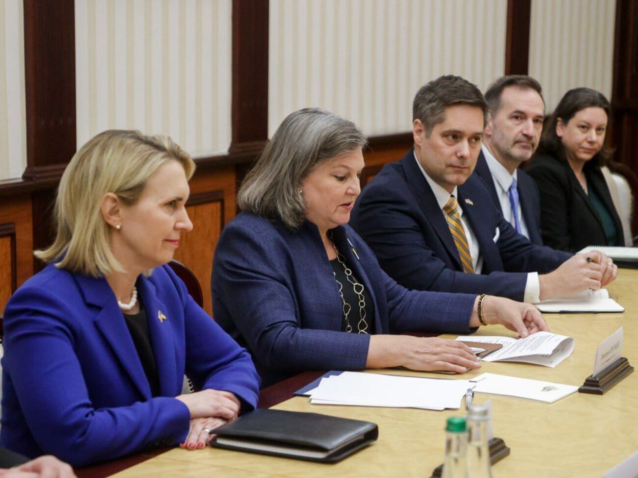 Нуланд 31 января посетила Киев