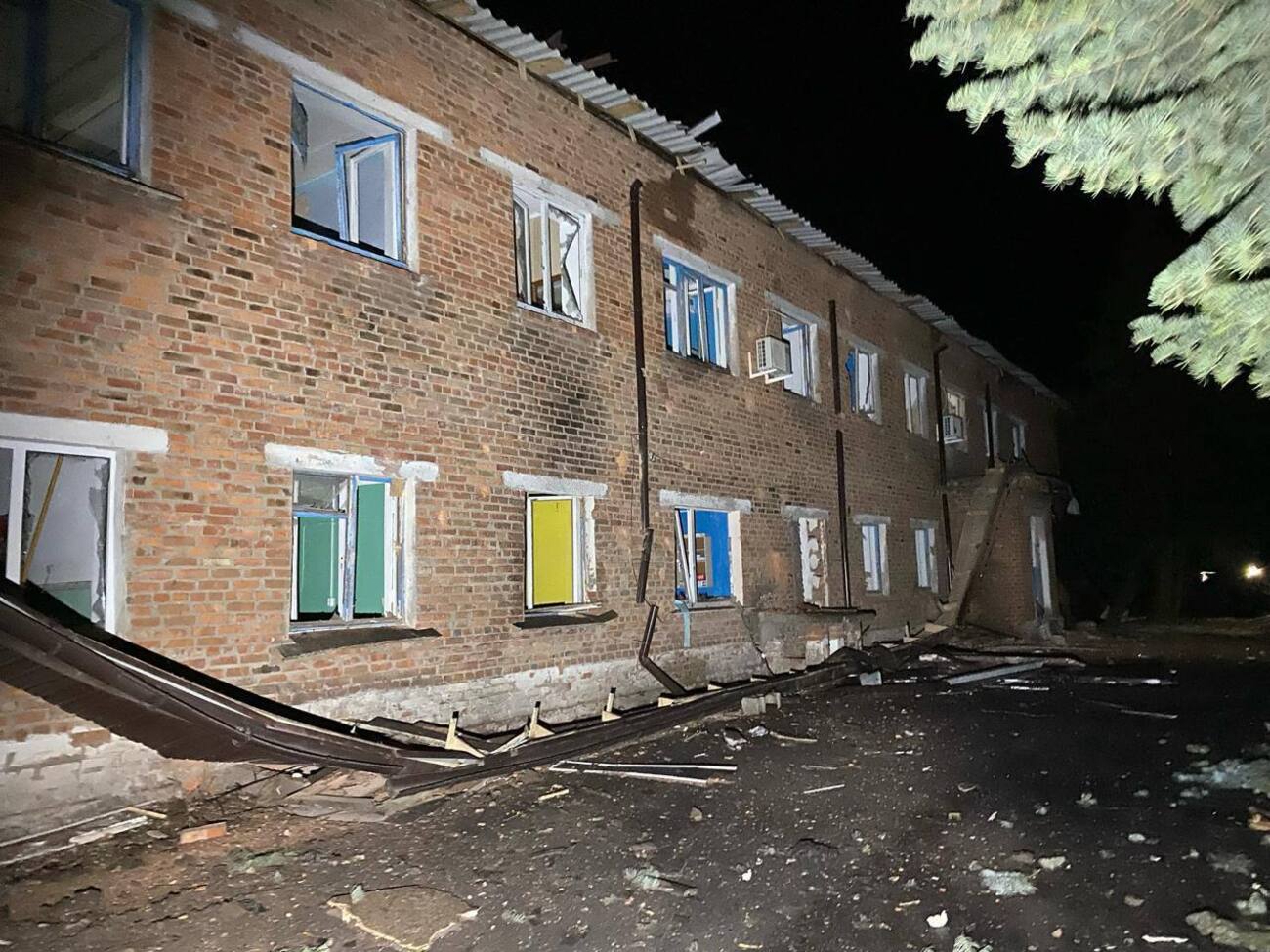 Синегубов отметил, что ликвидация последствий российского удара продолжается