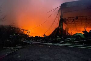 Фабрику з виробництва тактичного одягу в Києві зруйнували три крилаті ракети РФ