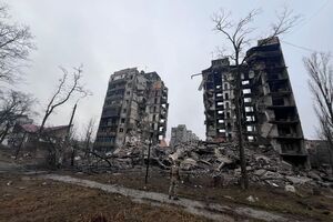 За даними Філашкіна, по Кураховому опівночі загарбники випустили сім ракет С-300