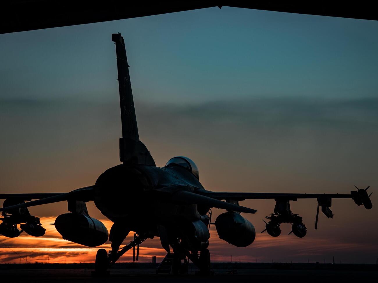 Українські пілоти розпочали льотну підготовку на F-16 у США в жовтні минулого року