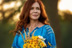 У Харкові під виття сирени посеред проспекту зупинилася пара й цілується – і ніхто їм навіть не посигналив. Друзі, дякую, що нагадали – життя прекрасне