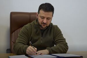 Зеленский подписал оба указа 6 января