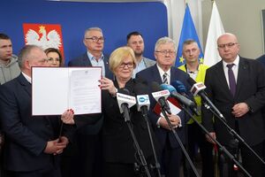 Польские чиновники и протестующие фермеры подписали соглашение 6 января