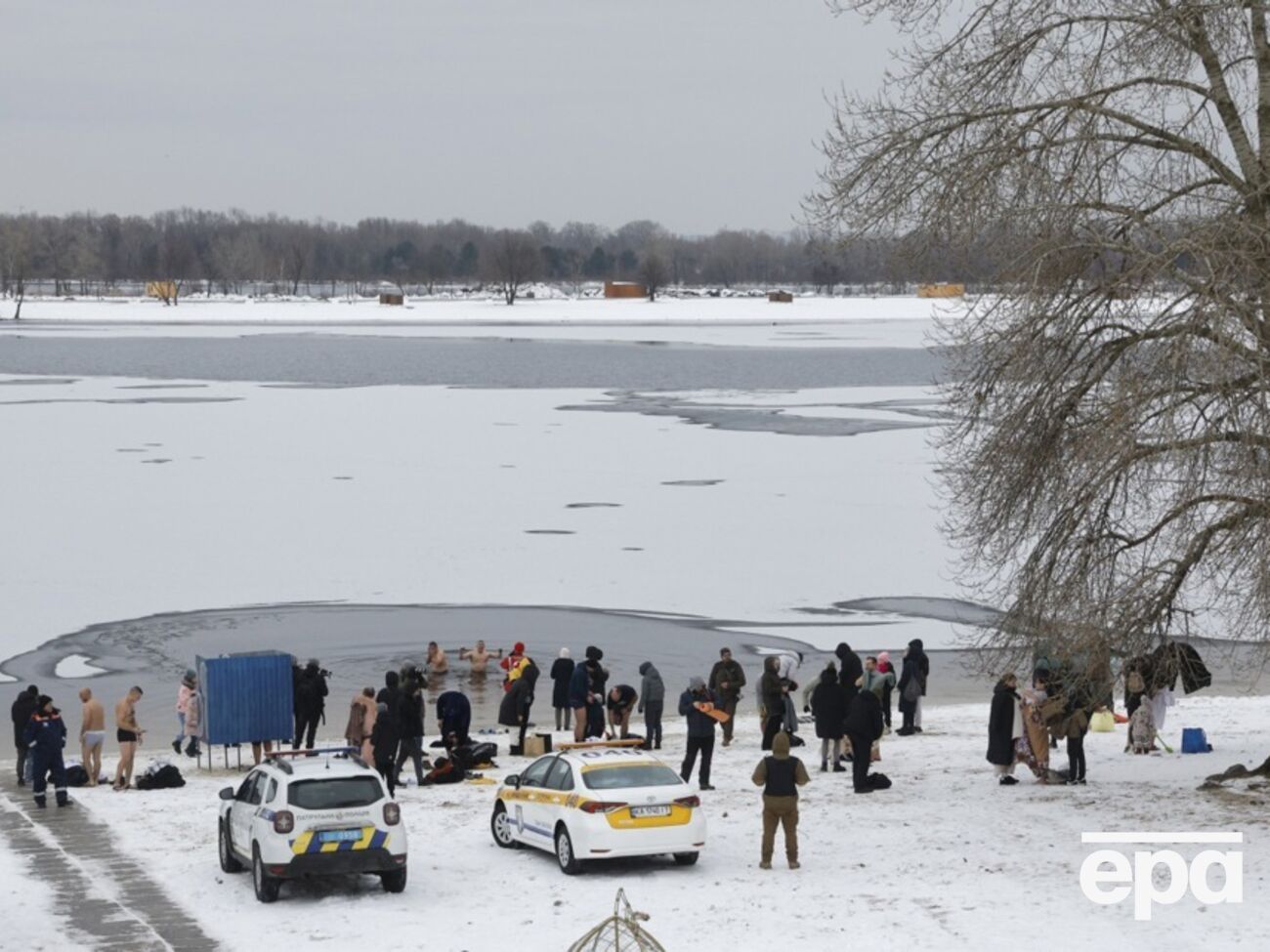 ДСНС закликала українців утриматися від масових купань