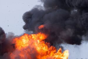 ЗСУ підірвали міст, цистерни з пальним і транспорт окупантів