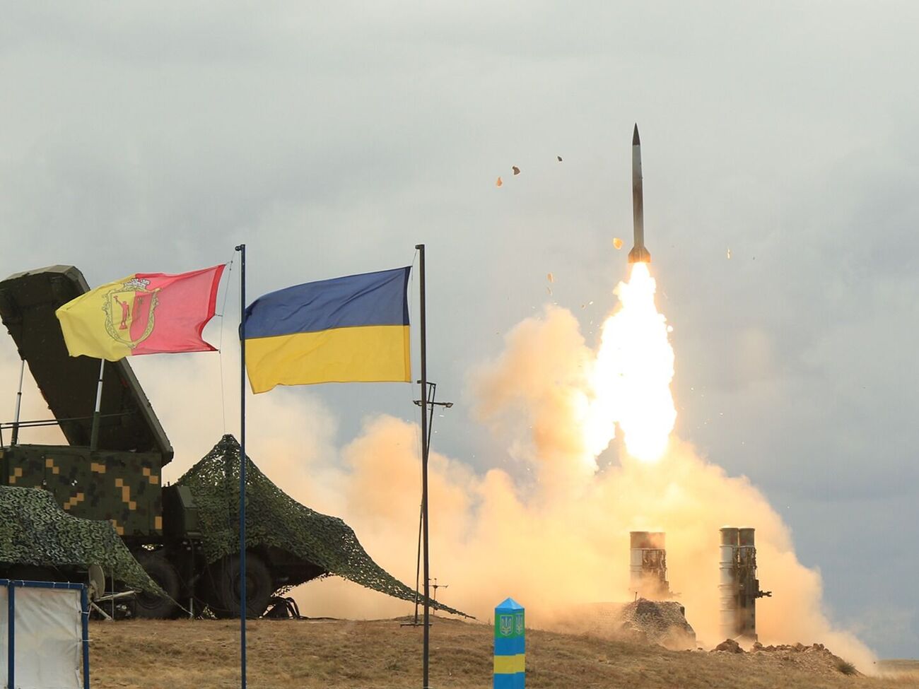 Українська ППО збила ракету, випущену окупантами по Дніпру