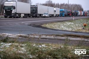 Украина только в ноябре 2023 года недополучила почти 10 млрд грн таможенных сборов из-за блокирования границы польскими перевозчиками, отметили в Мининфраструктуры