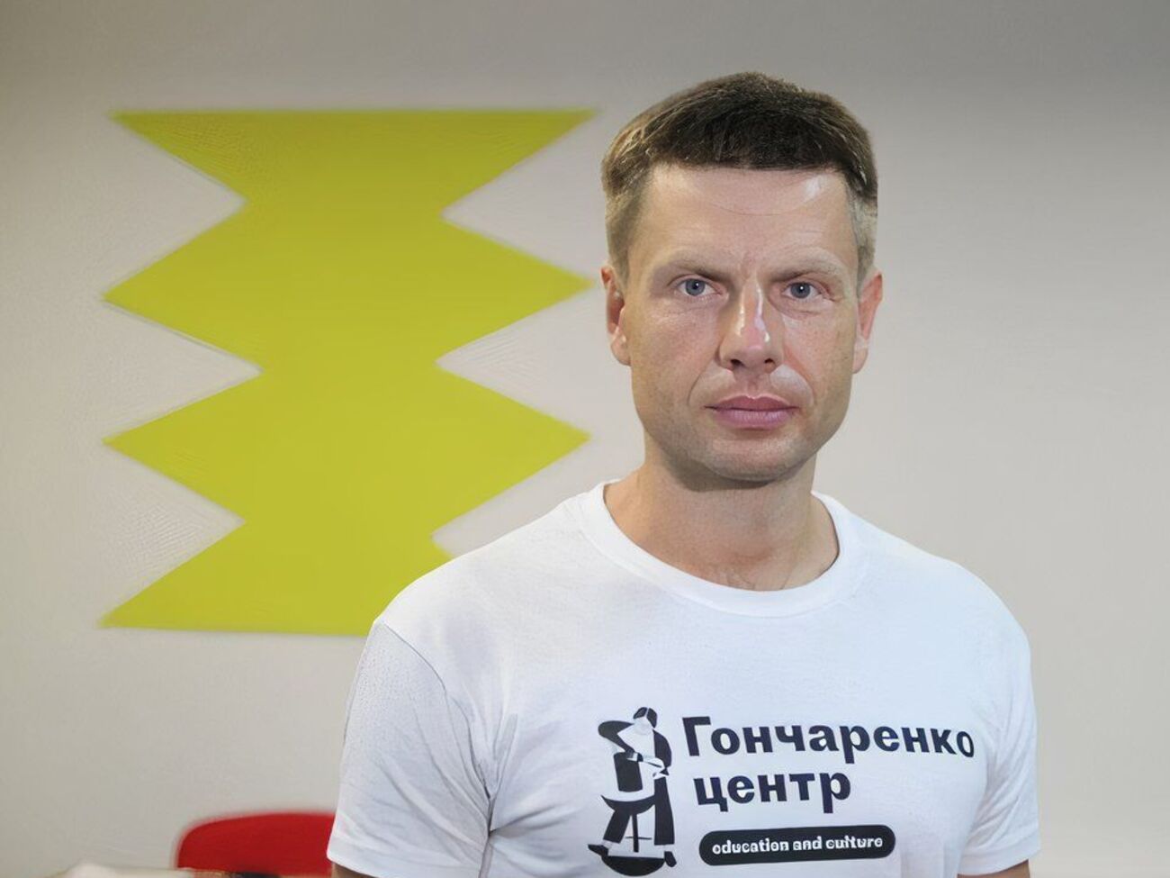 Так, давайте розбиратися про Орбана й Шарля Мішеля. Бо вже починає нестися всюди