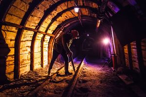 Через бойові дії було знеструмлено дві шахти у Донецькій області, в яких перебувало 18 працівників, зазначили в Міненерго