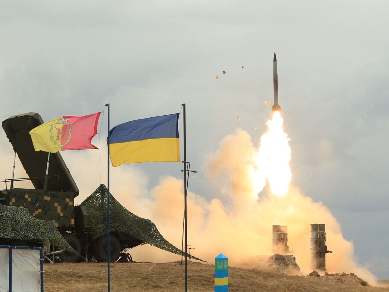 Українська ППО збила частину ракет, які РФ випустила по Україні 8 січня