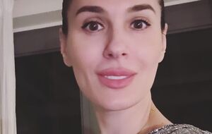 Ефросинина: Жизнь за пределами соцсетей не идеальна, но бесценна