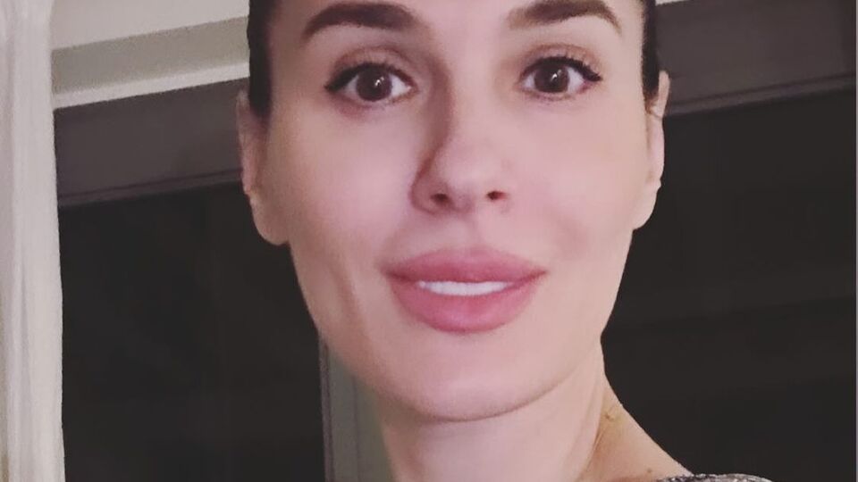 Ефросинина: Жизнь за пределами соцсетей не идеальна, но бесценна