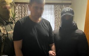 Співробітники СБУ затримали фігуранта у власному домі