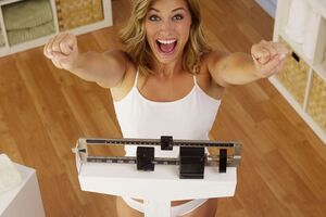 Якщо замінити цукор на фрукти, а калорійність харчування залишити без змін, жодного зменшення жиру не відбудеться