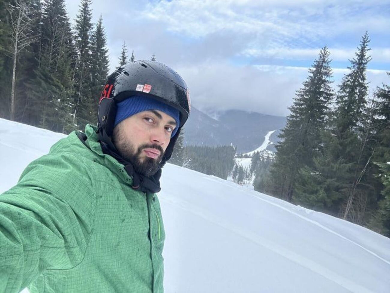 Нам нужно строить подземные города для военной инфраструктуры. На востоке есть выгодные локации, куда ракетам попасть просто невозможно