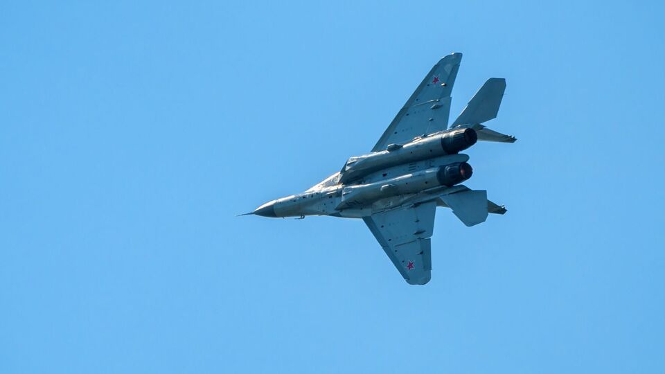 Из-за бомбы несколько районов города перекрыли, а людей выселяют из окрестных кварталов