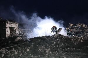 Оккупанты нанесли разрушительный ракетный удар по гражданским объектам в Покровске