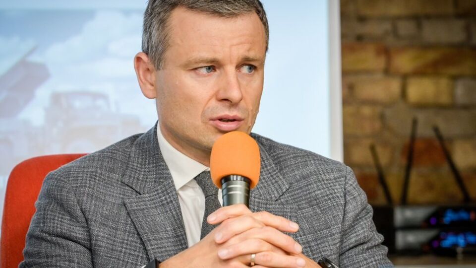 Сергій Марченко нагадав, що механізм бронювання працює і вже заброньовано 1 млн чоловіків