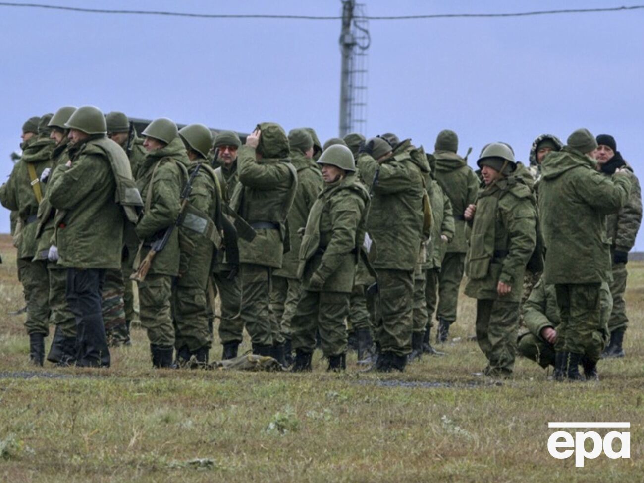Проводя "призывную кампанию" на территории другого государства в нарушение норм международного права, РФ "фактически делегитимизирует ее в целом", отметили в МИД Украины