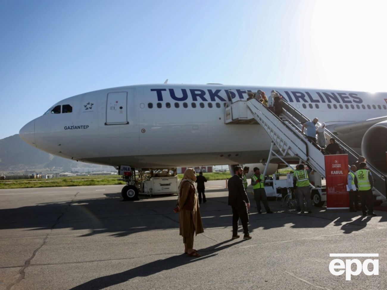 У Turkish Airlines пілот, який помер, працював із 2007 року