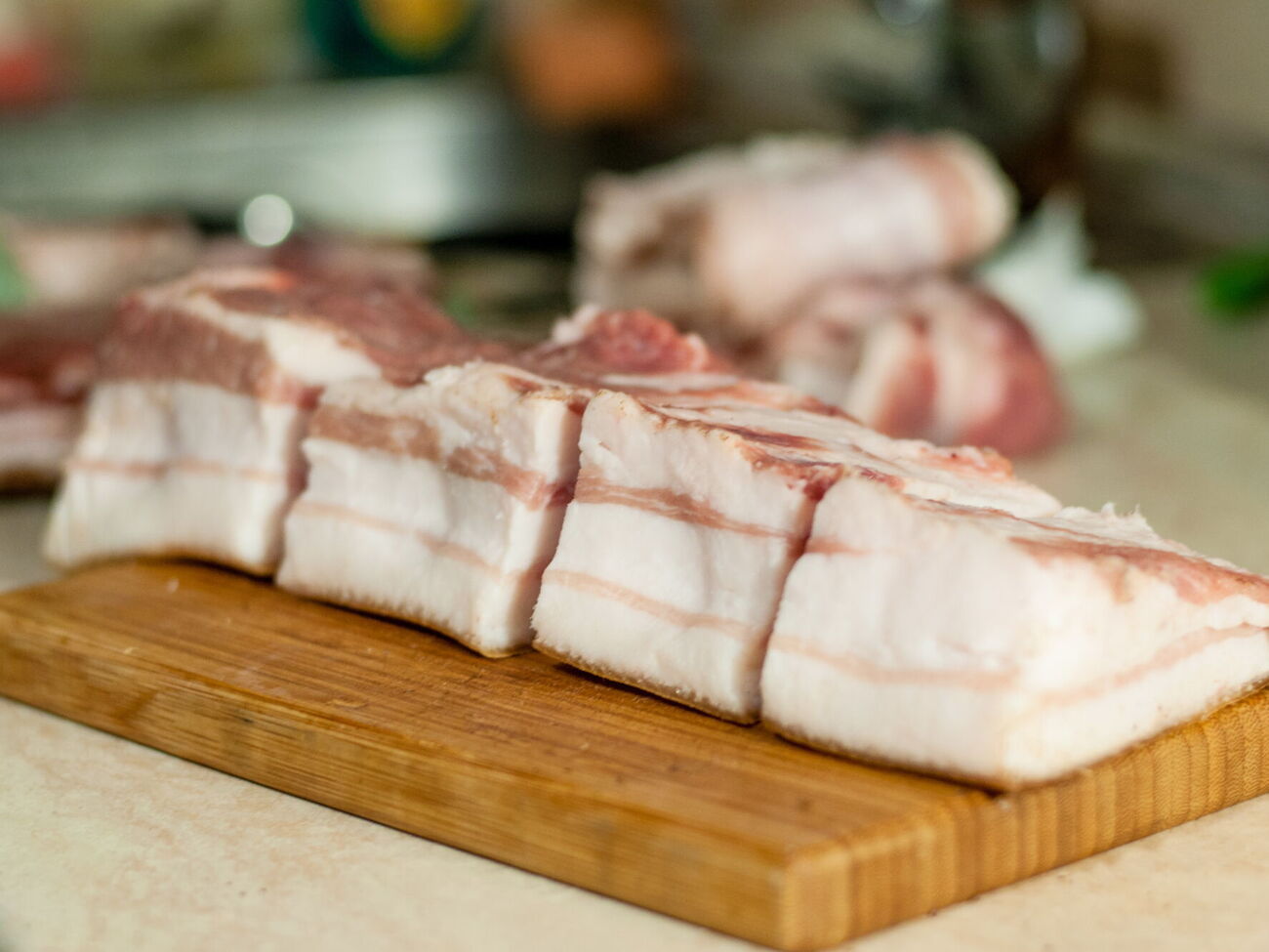 Сало не должно иметь посторонних запахов