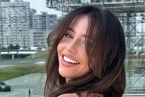 Кацурин является соавтором 11 песен из нового альбома Дорофеевой