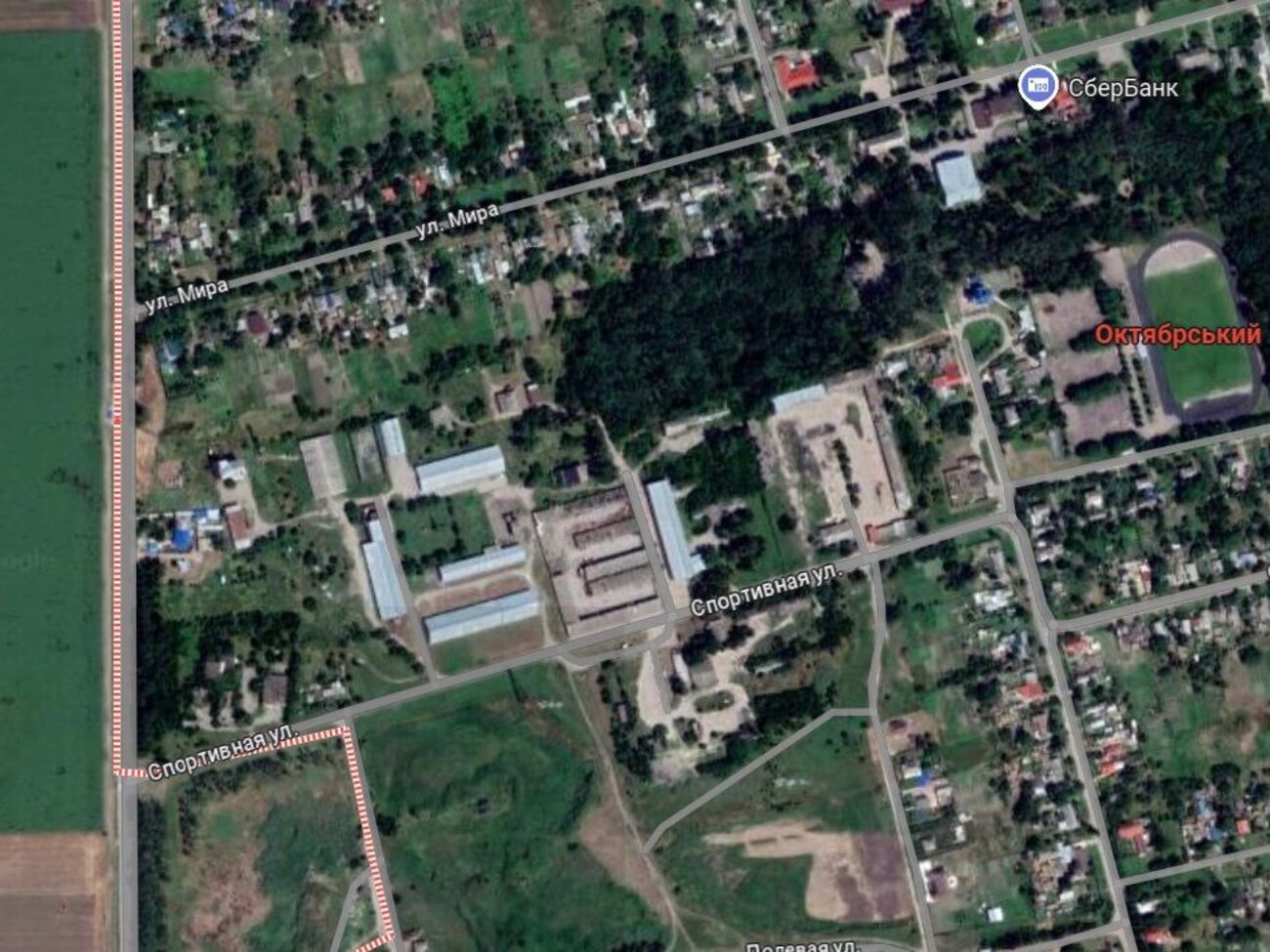 Пораженные склады находятся в поселке Октябрьский